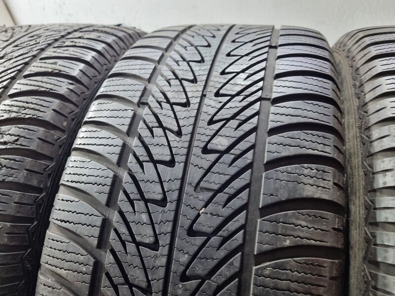 Photo 2 - Goodyear 6mm R20 winter tyres passanger car