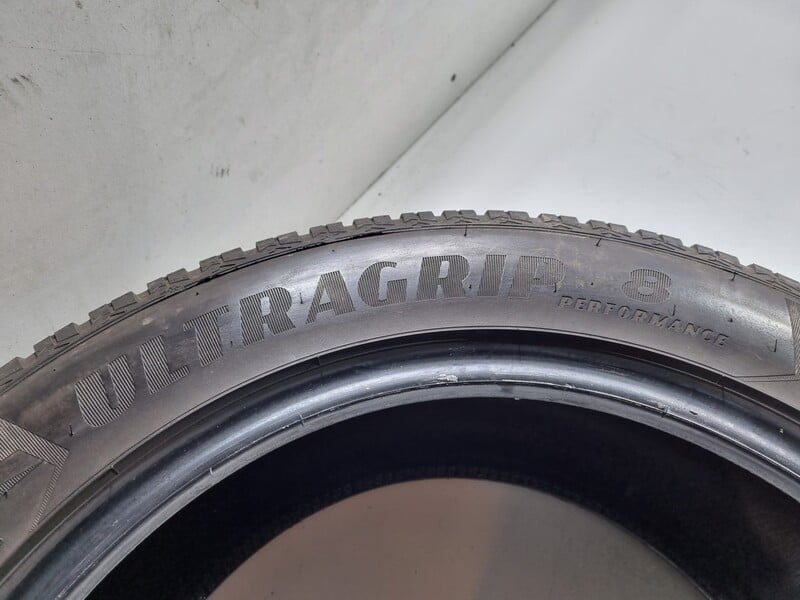 Photo 6 - Goodyear 6mm R20 winter tyres passanger car