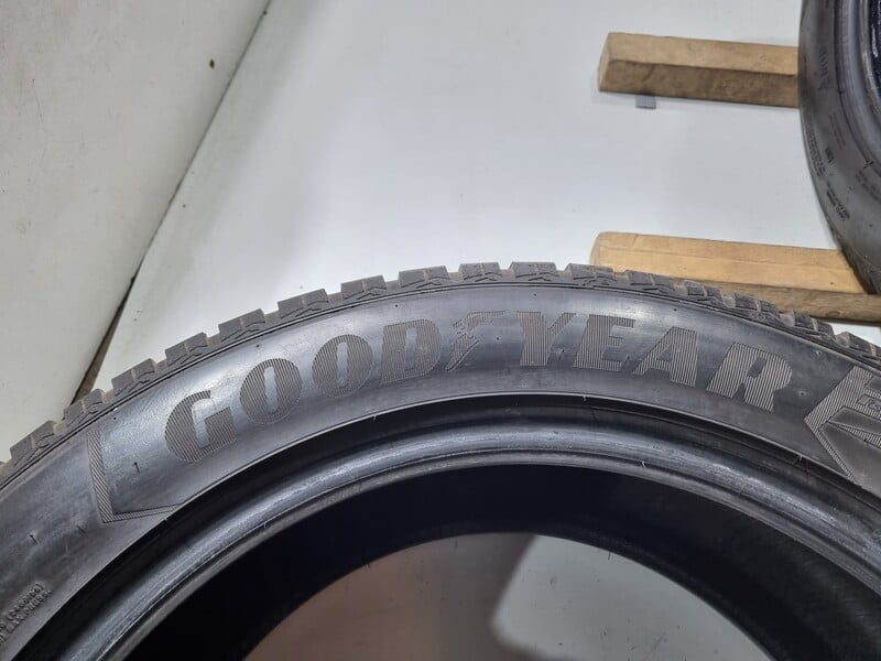 Photo 9 - Goodyear 6mm R20 winter tyres passanger car