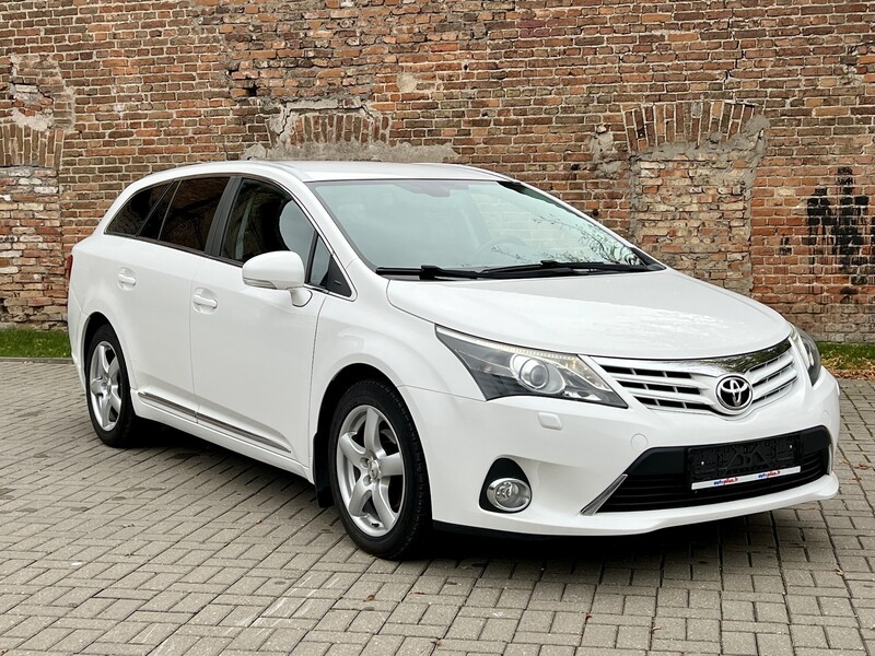 Nuotrauka 1 - Toyota Avensis 2012 m Universalas