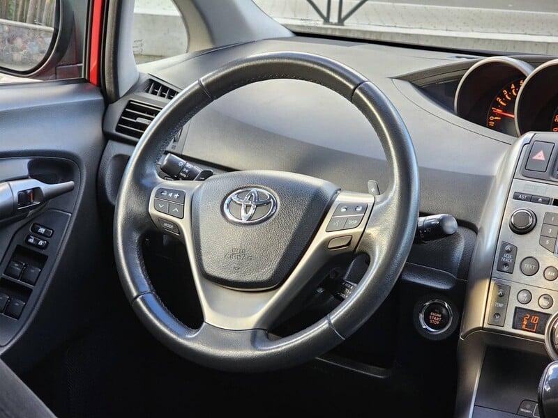 Nuotrauka 14 - Toyota Verso 2010 m Universalas