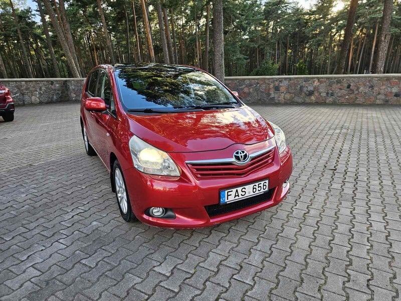 Nuotrauka 17 - Toyota Verso 2010 m Universalas