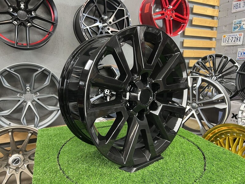 Nuotrauka 3 - Autowheels Toyota Hi-Ace, Hi-Lux,4 Runner lengvojo lydinio R18 ratlankiai