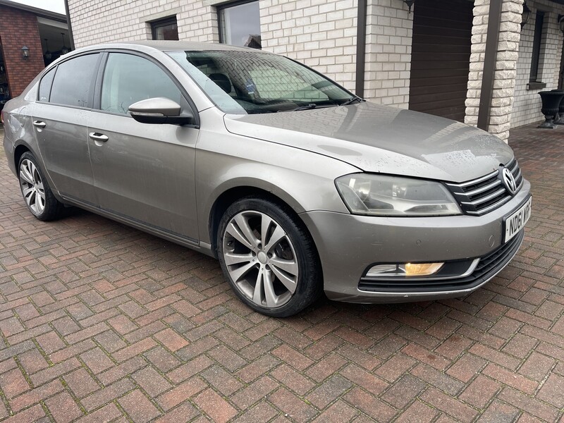 Nuotrauka 1 - Volkswagen Passat 2011 m Sedanas