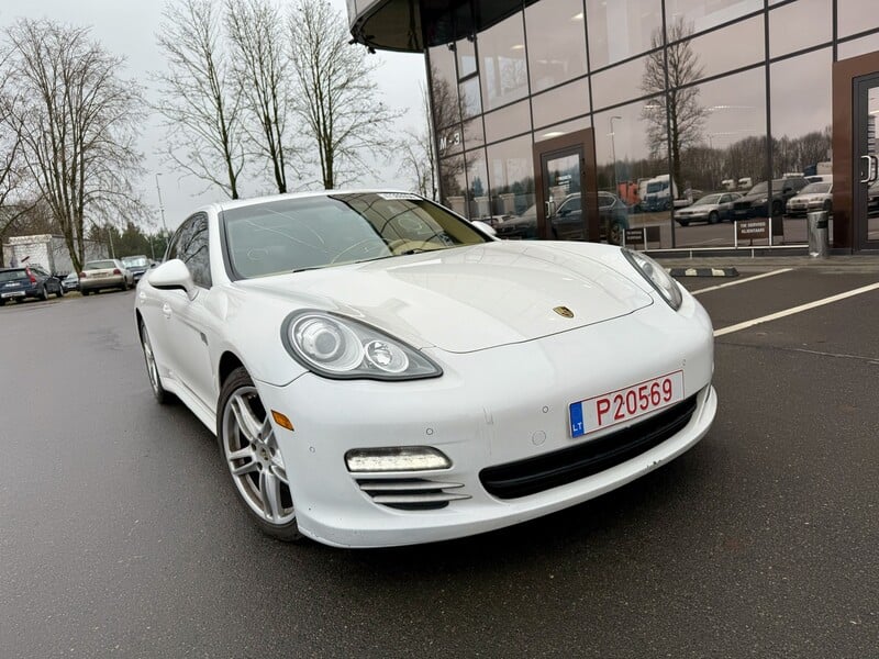 Nuotrauka 1 - Porsche Panamera 4 2011 m