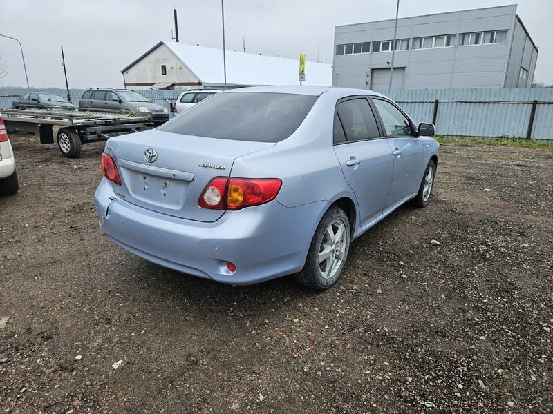 Photo 5 - Toyota Corolla 2007 y Sedan