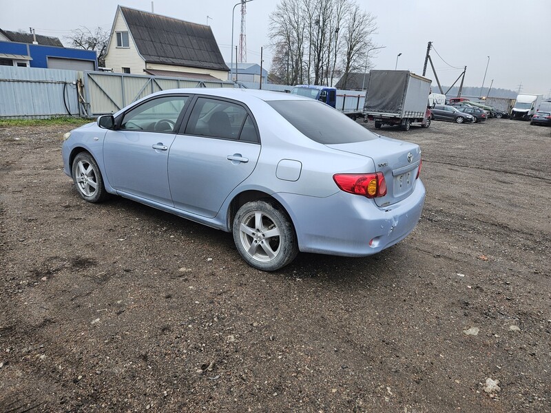 Photo 7 - Toyota Corolla 2007 y Sedan