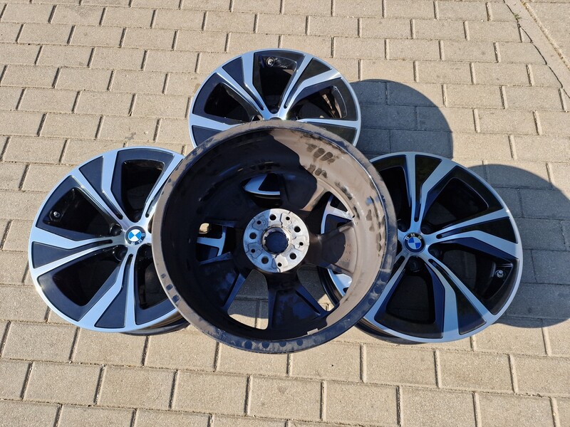 Photo 6 - BMW X3 G01 Style 689 X3 light alloy R18 rims