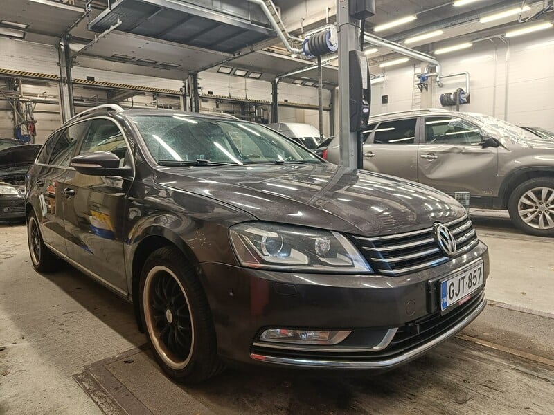 Nuotrauka 1 - Volkswagen Passat 2011 m Universalas