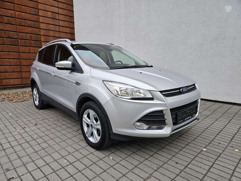 Фотография 3 - Ford Kuga 2016 г Внедорожник / Кроссовер