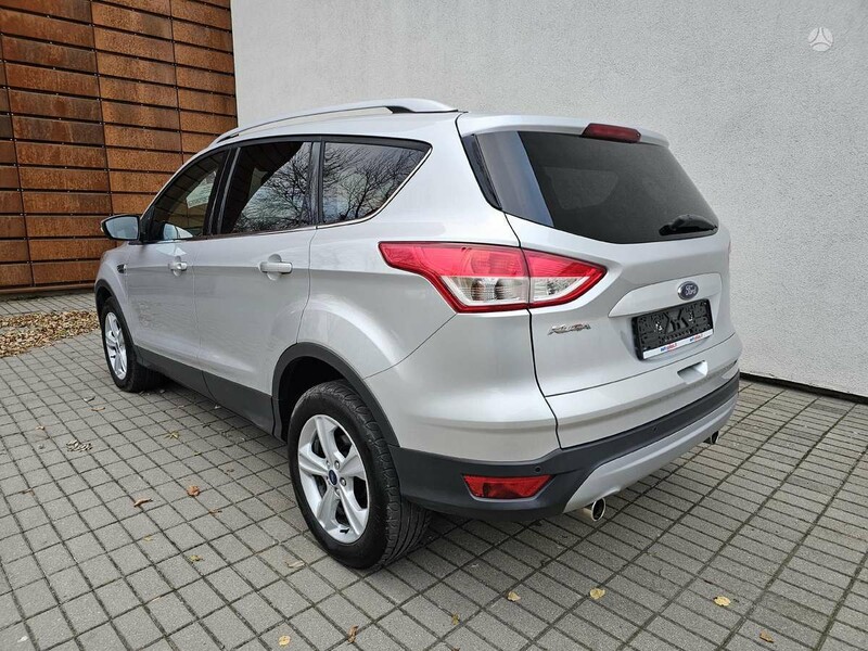 Фотография 6 - Ford Kuga 2016 г Внедорожник / Кроссовер