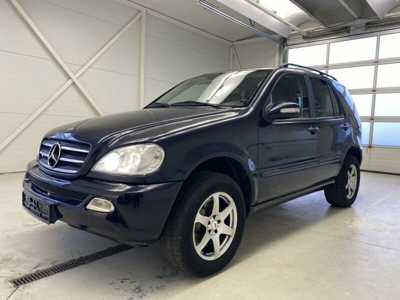 Photo 1 - Mercedes-Benz ML 400 2002 y Other