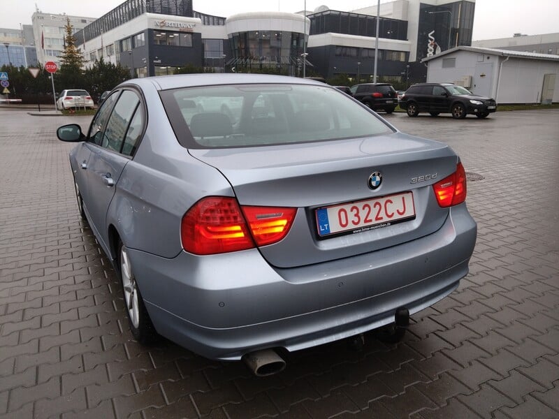 Фотография 7 - Bmw 320 2011 г Седан