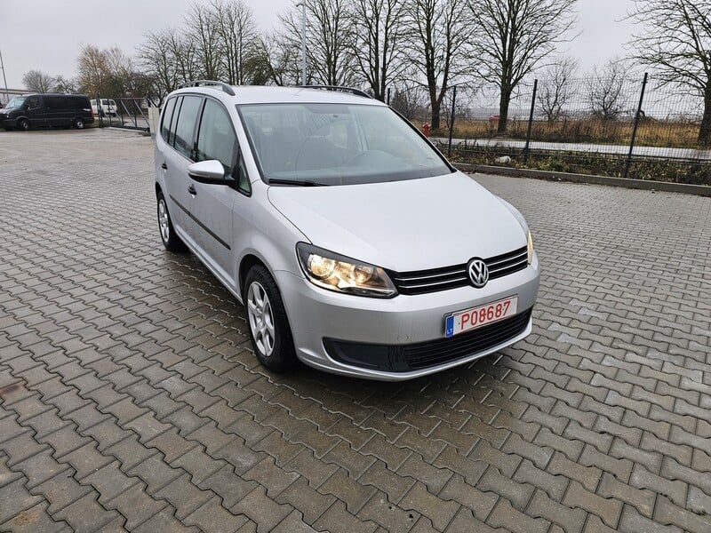 Photo 9 - Volkswagen Touran 2011 y Van