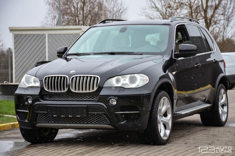 Фотография 1 - Bmw X5 2010 г Внедорожник / Кроссовер