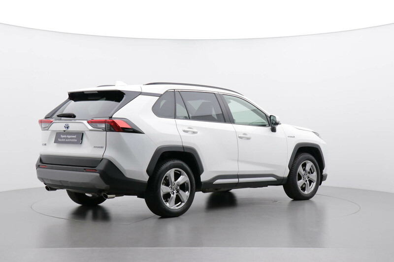 Photo 2 - Toyota RAV4 2019 y Off-road / Crossover