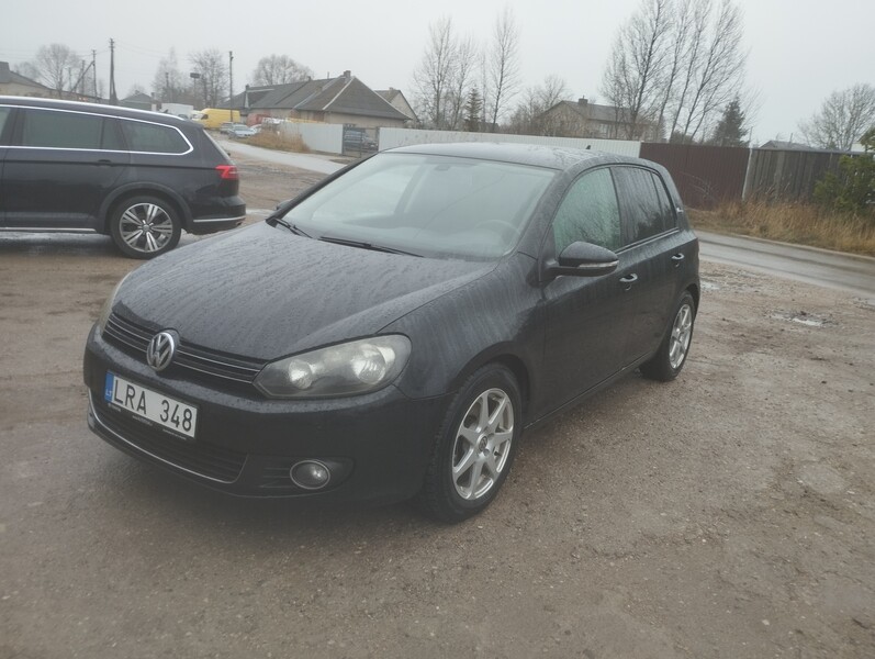 Photo 2 - Volkswagen Golf 2010 y Hatchback