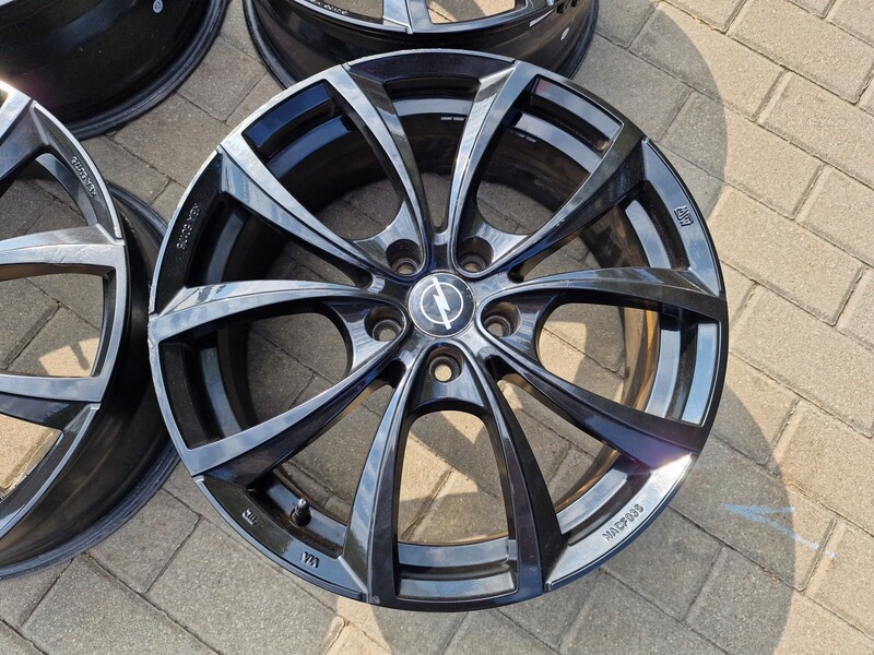 Photo 3 - Opel Astra,Meriva,Zefira Zafira light alloy R18 rims