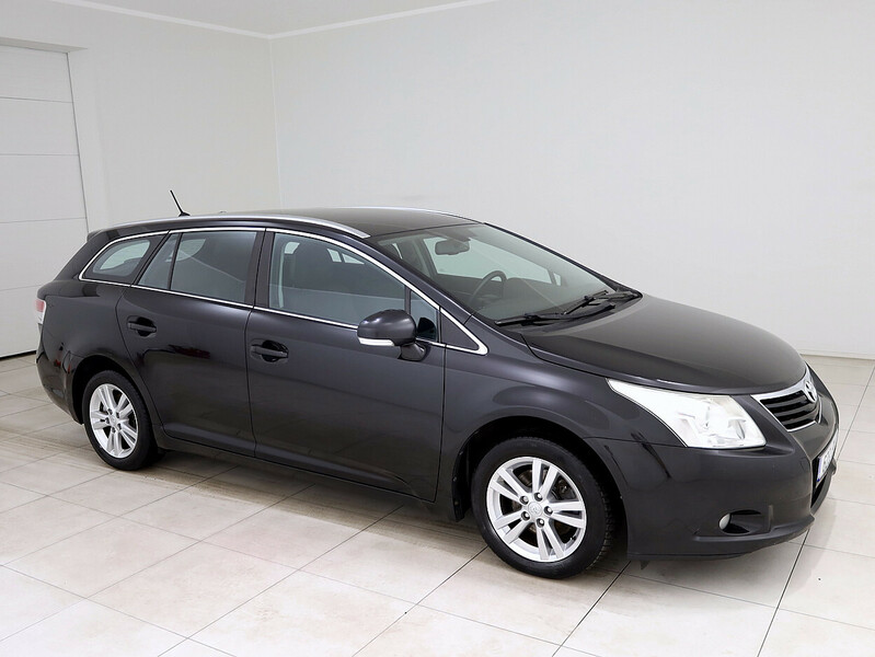 Фотография 1 - Toyota Avensis 2009 г Универсал