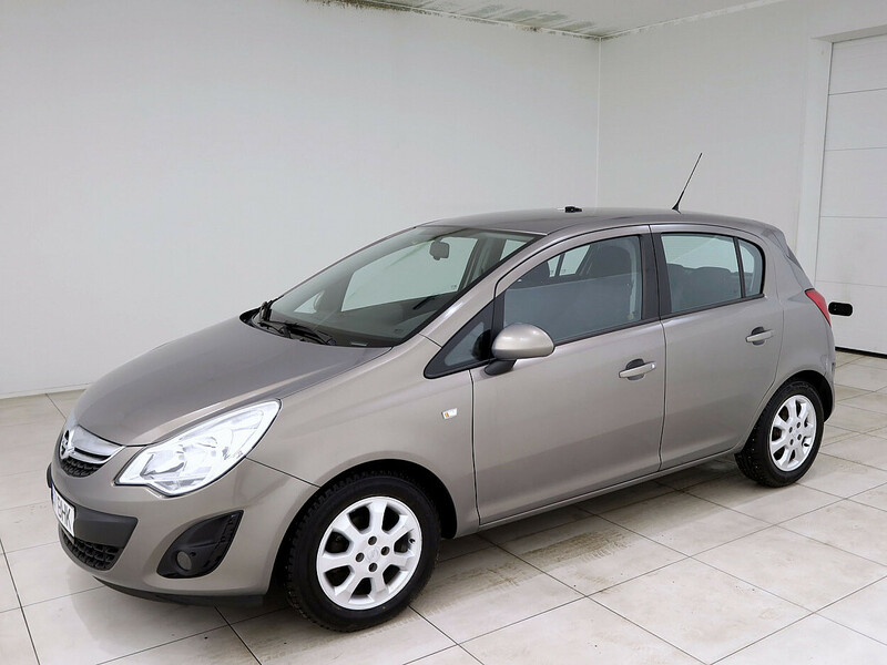 Photo 2 - Opel Corsa 2012 y Hatchback