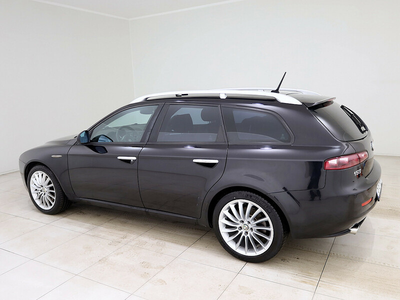 Фотография 4 - Alfa Romeo 159 2010 г Универсал