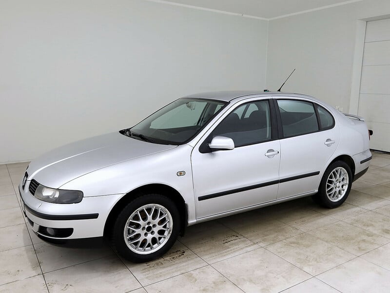 Photo 2 - Seat Toledo 2000 y Sedan