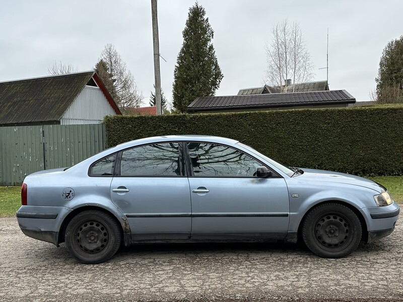 Фотография 5 - Volkswagen Passat 1997 г Седан