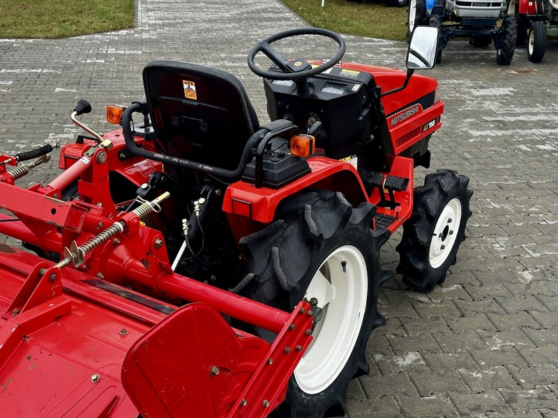 Photo 8 - Mitsubishi MT-155 1992 y Tractor