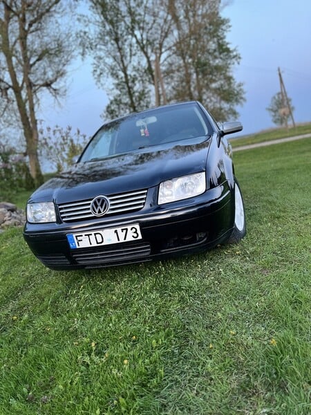 Photo 1 - Volkswagen Bora 2001 y Sedan