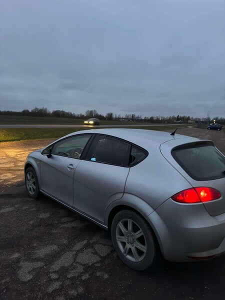 Photo 2 - Seat Leon 2006 y Hatchback