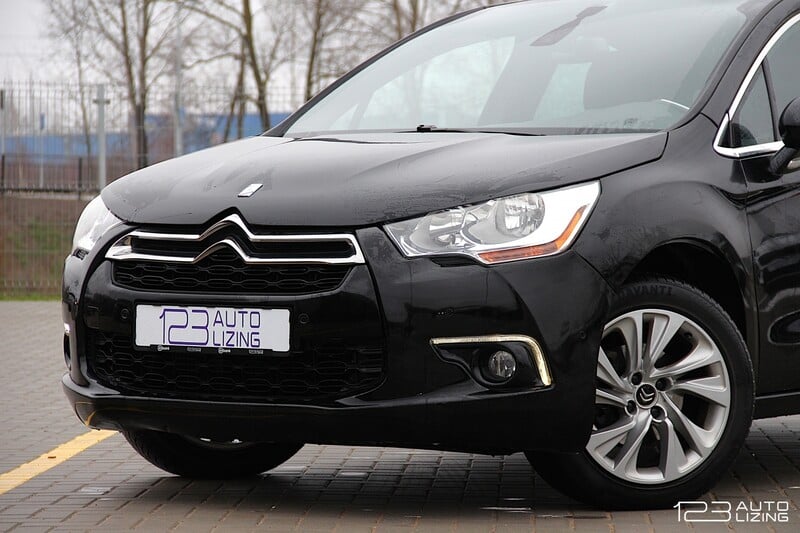 Photo 2 - Citroen DS4 2013 y Hatchback