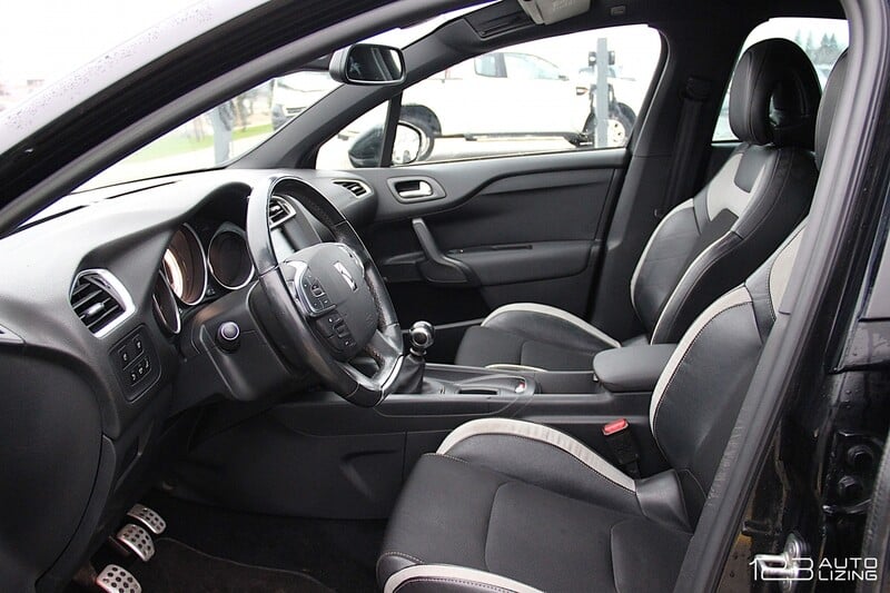 Photo 10 - Citroen DS4 2013 y Hatchback