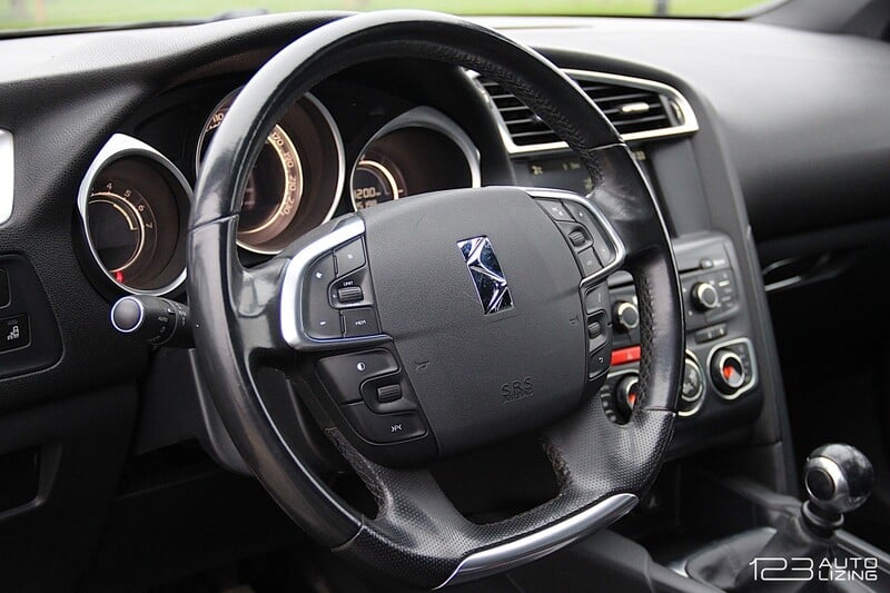 Photo 17 - Citroen DS4 2013 y Hatchback