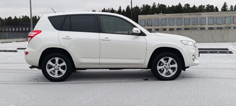 Nuotrauka 6 - Toyota RAV4 2011 m Visureigis / Krosoveris