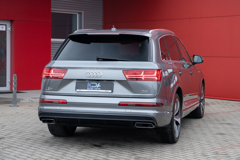 Photo 10 - Audi Q7 2016 y Off-road / Crossover