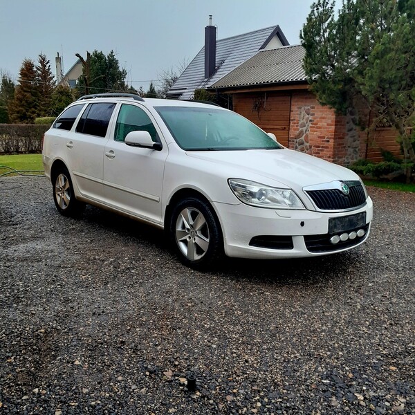 Photo 1 - Skoda Octavia 2010 y Wagon