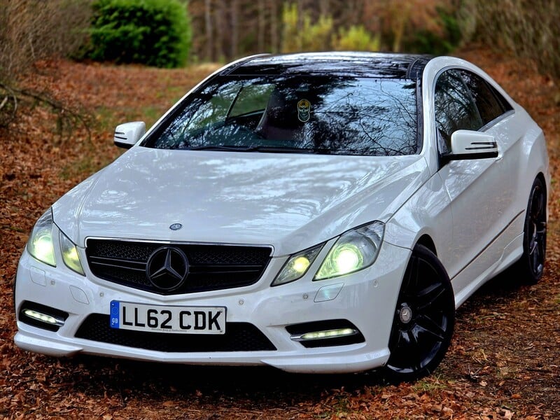 Photo 4 - Mercedes-Benz E 220 2012 y Coupe