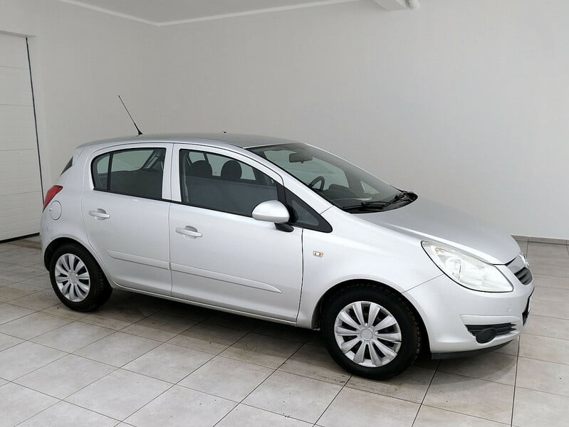 Photo 1 - Opel Corsa 2008 y Hatchback