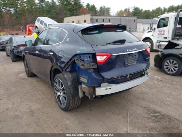 Photo 3 - Maserati Levante 2017 y Off-road / Crossover