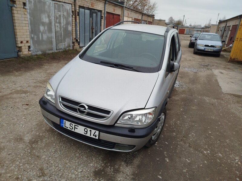 Photo 9 - Opel Zafira Life 2004 y Van