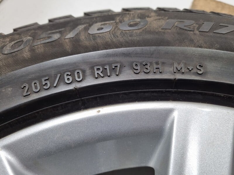 Photo 6 - Pirelli 6mm, 2021m R17 winter tyres passanger car