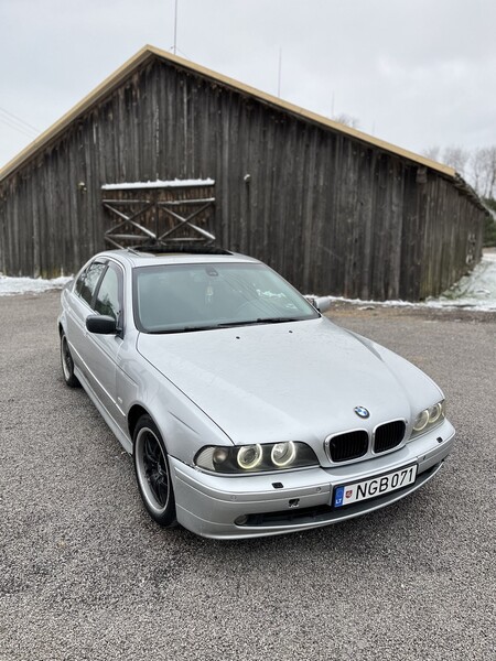 Photo 1 - Bmw 525 2002 y Sedan