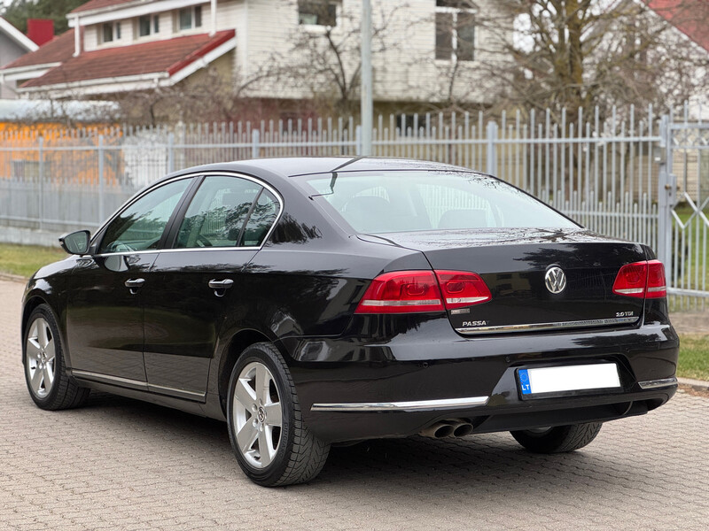 Photo 4 - Volkswagen Passat 2012 y Sedan