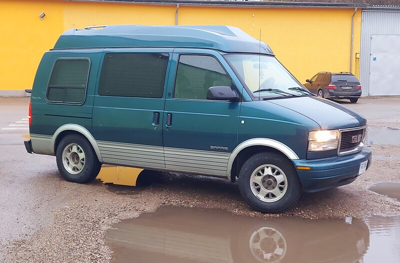 Photo 6 - Gmc Safari 1995 y Minibus