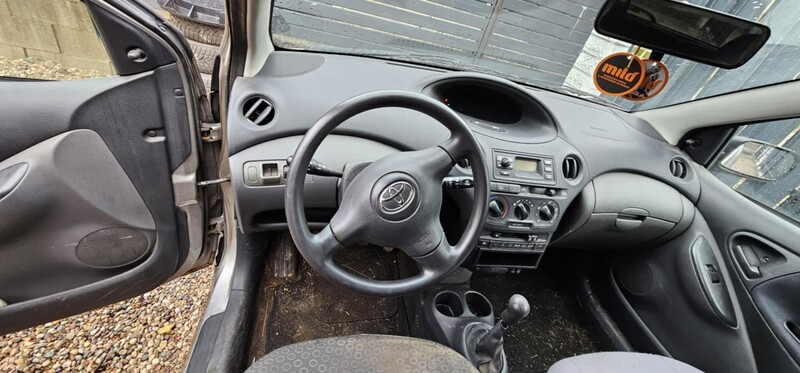 Photo 6 - Toyota Yaris I VVT-i 2003 y parts