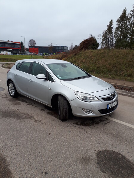 Photo 3 - Opel Astra 2011 y Hatchback