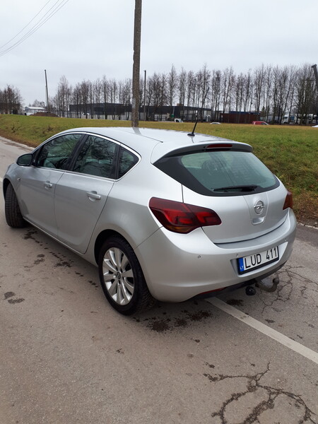 Photo 5 - Opel Astra 2011 y Hatchback