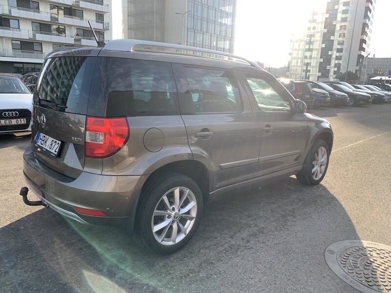 Photo 2 - Skoda Yeti 2014 y Off-road / Crossover