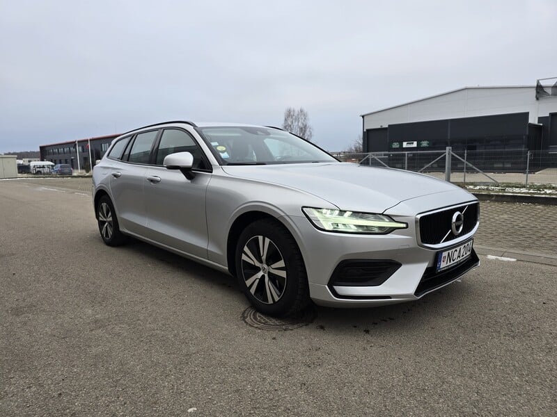 Фотография 5 - Volvo V60 2020 г Универсал