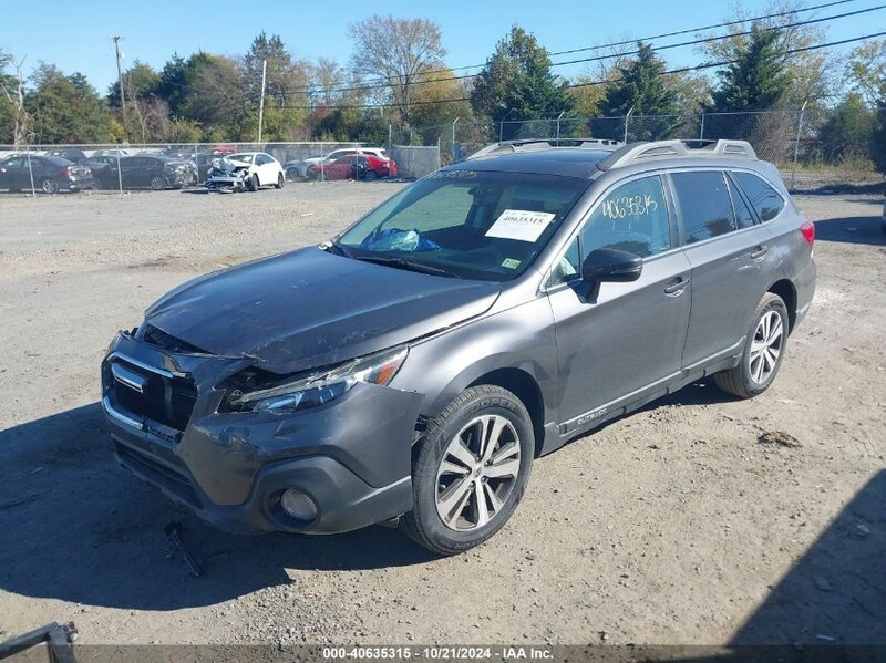 Фотография 4 - Subaru OUTBACK 2018 г Универсал